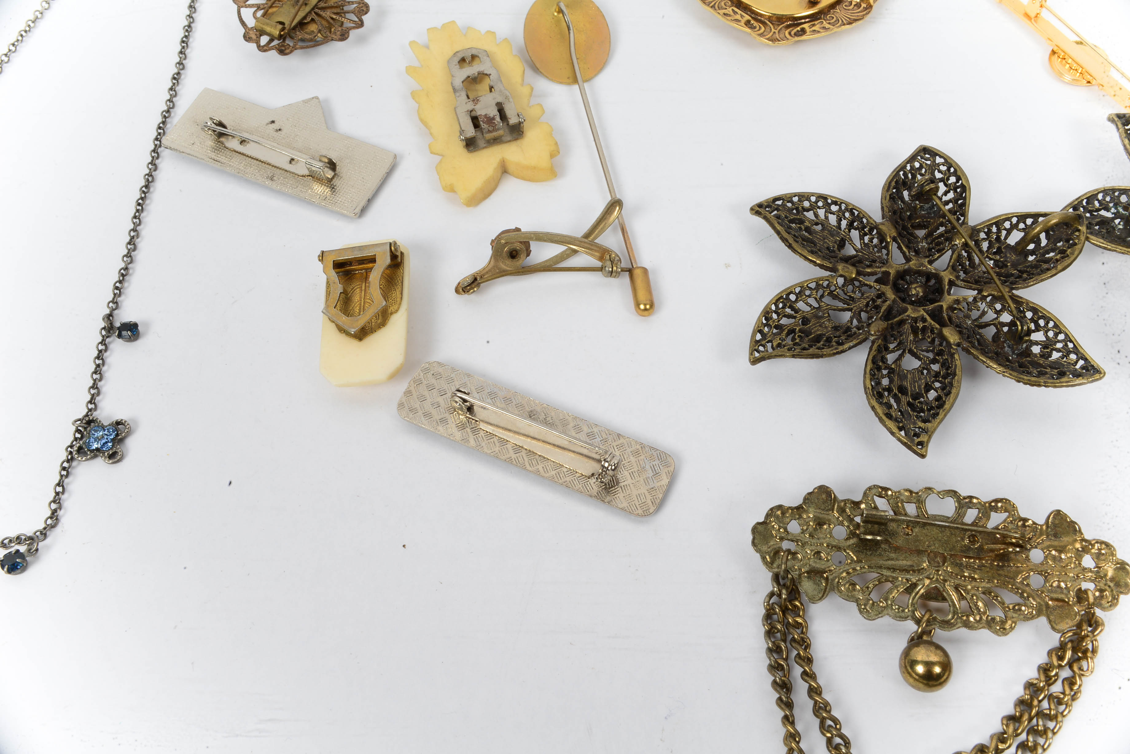 Victorian, Art Deco and Art Noveau Style Jewelry Grouping