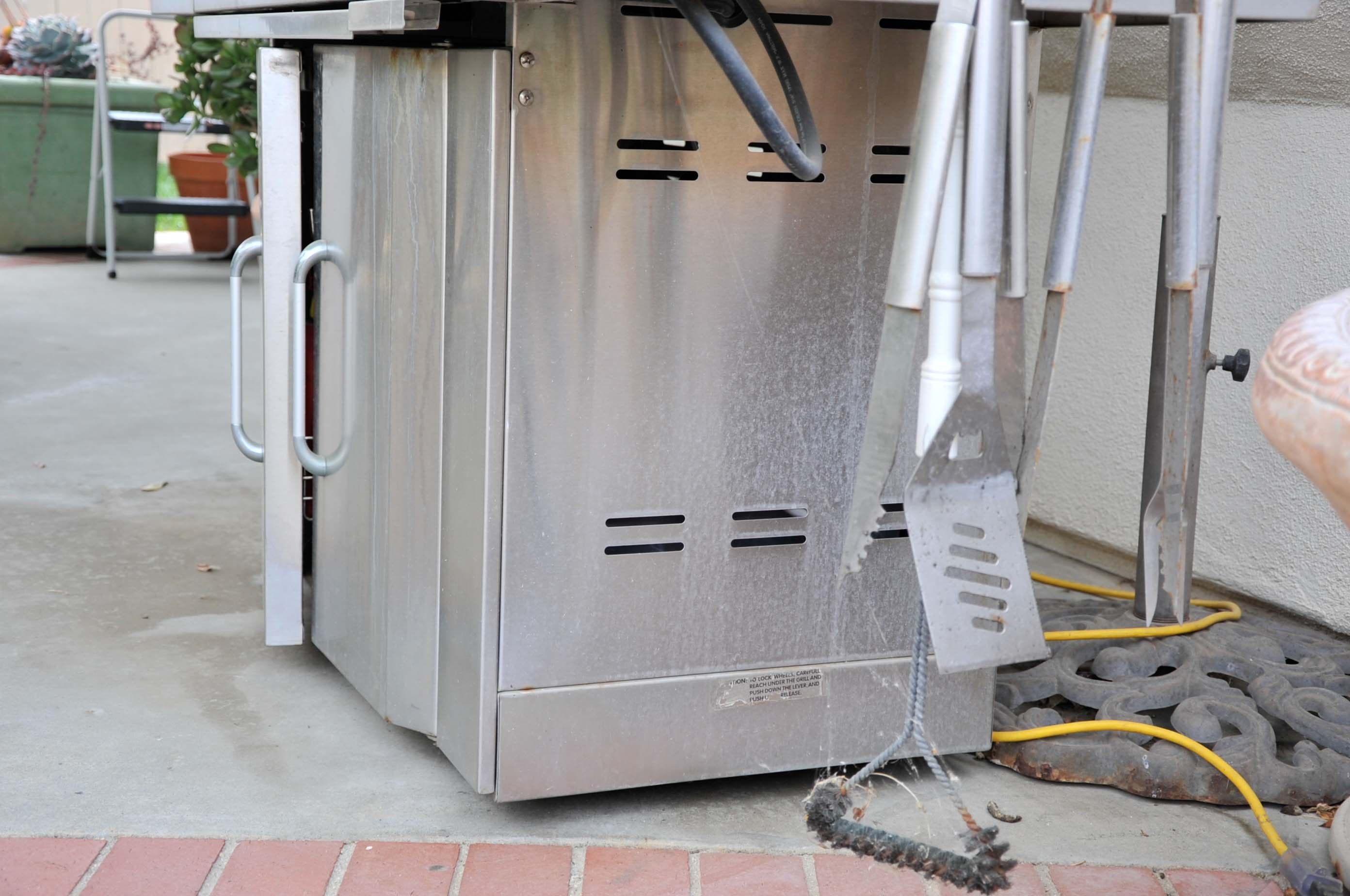 Jenn-Air Stainless Steel Gas Grill