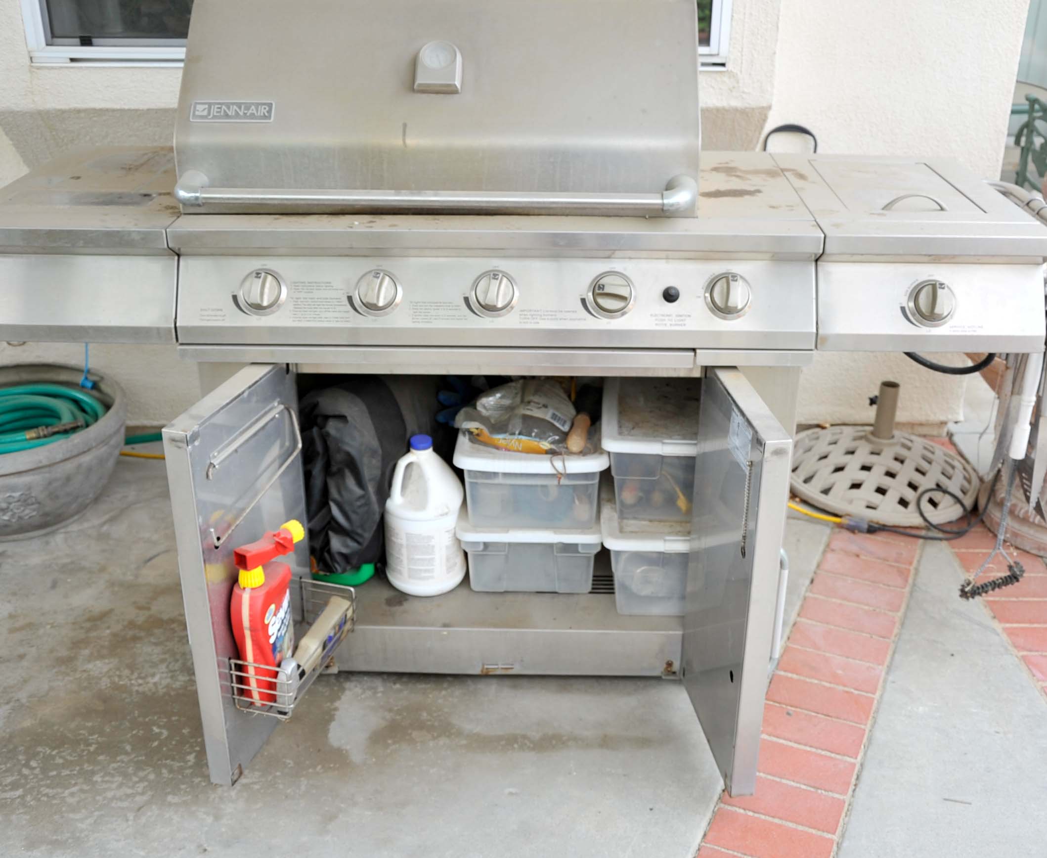 Jenn-Air Stainless Steel Gas Grill