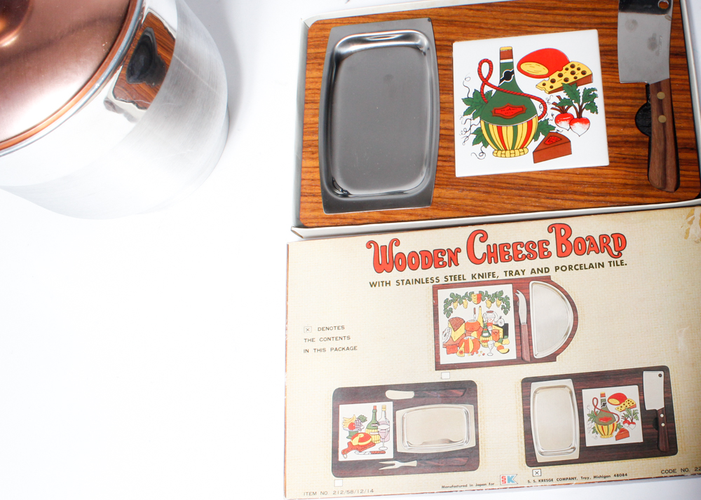 Assorted Vintage Kitchen Items