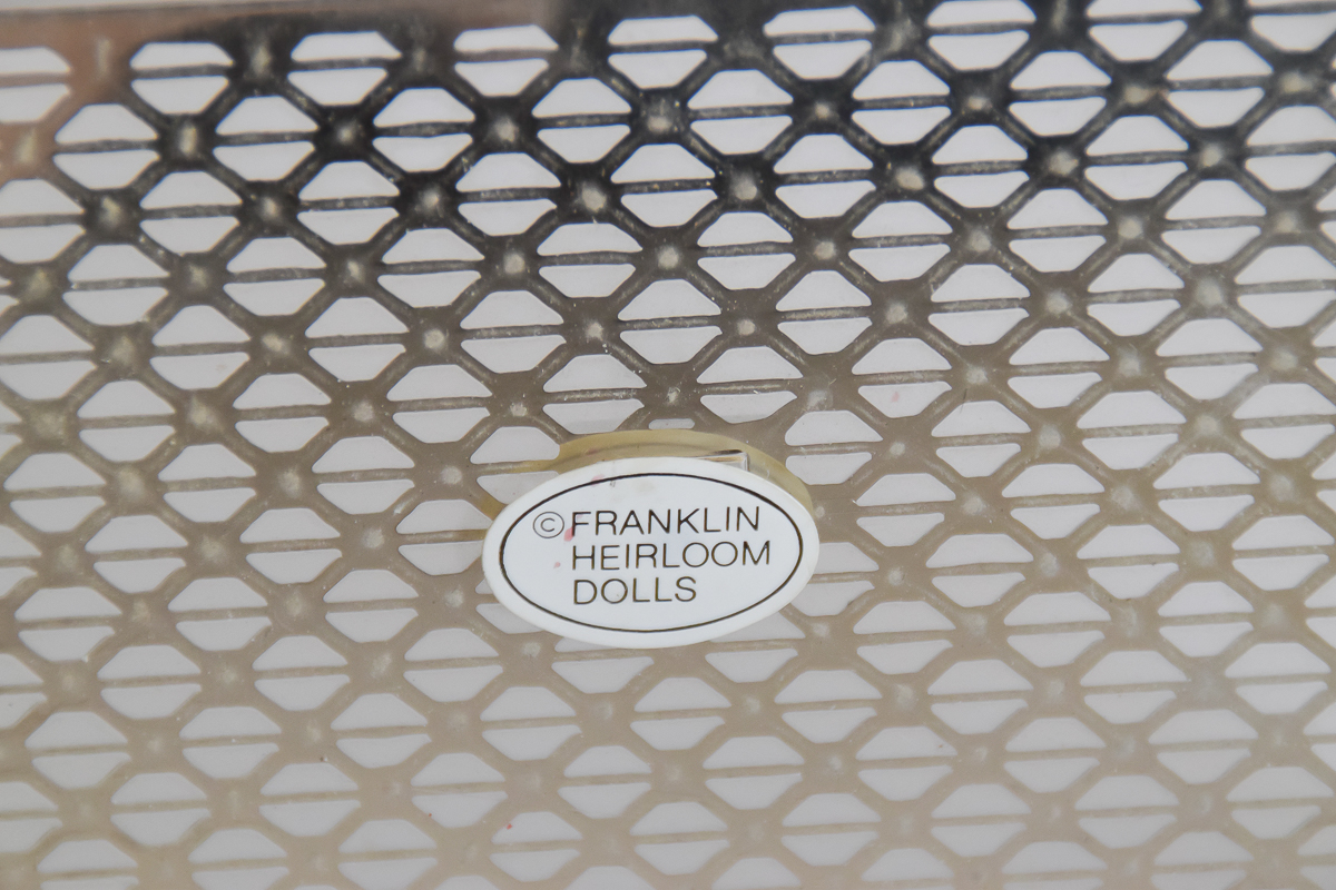 Marilyn Monroe and Frank Sinatra Franklin Mint Porcelain Dolls