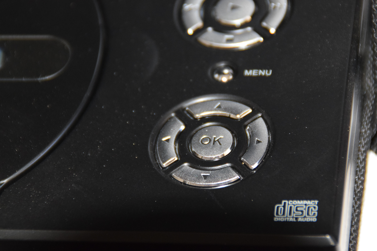 Audiovox 9" Portable DVD Player