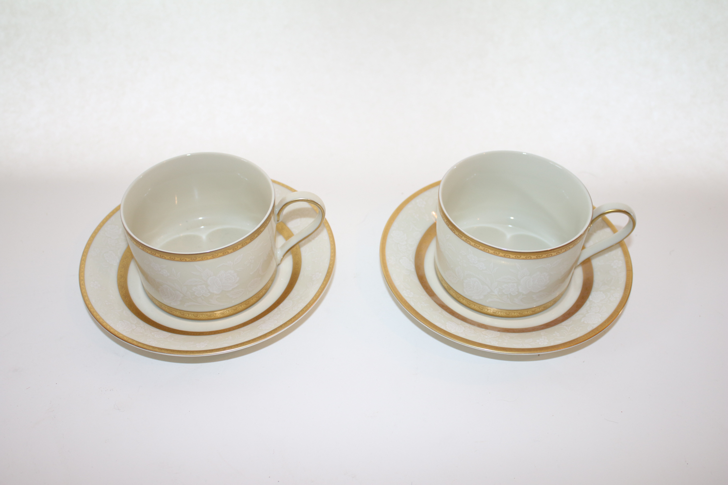 "Antique Lace" Mikasa China