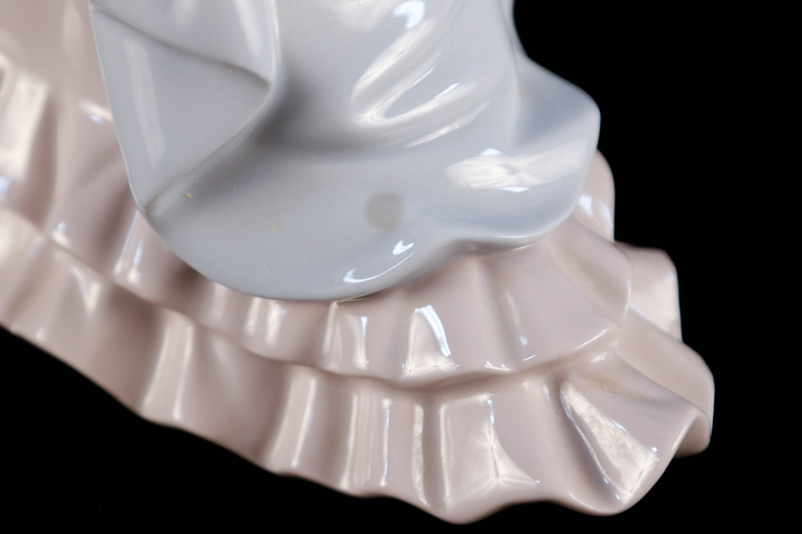 1978 Lladro "Daisa" Porcelain Figurine