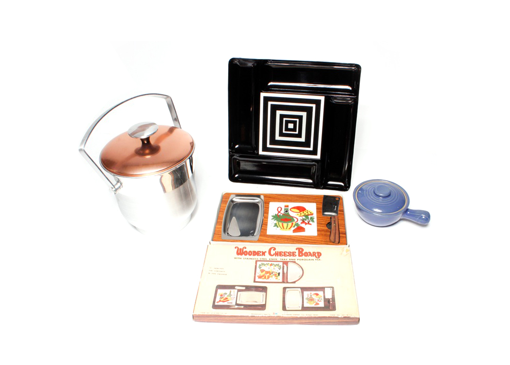 Assorted Vintage Kitchen Items