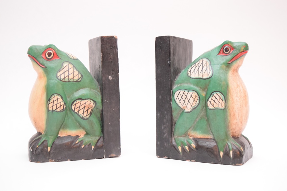 Hand Painted Frog Bookends