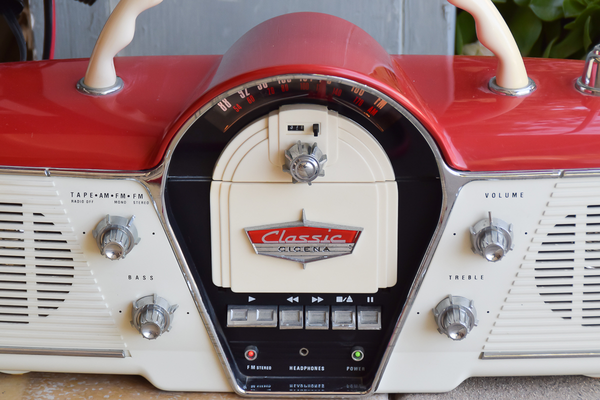 Classic Cicina Overdrive Dashboard Radio