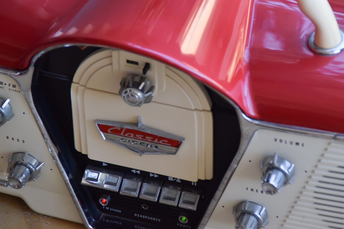 Classic Cicina Overdrive Dashboard Radio