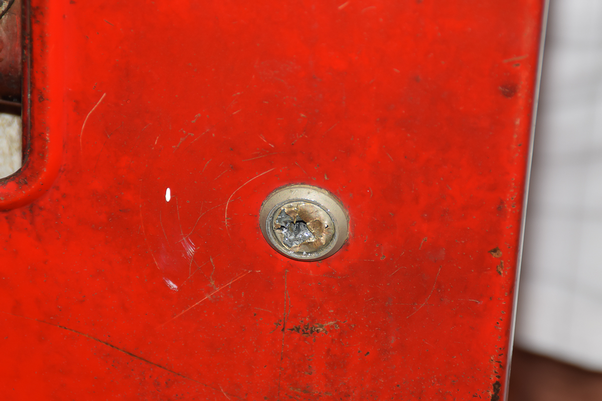 Vintage VMC-33 Coca Cola Machine