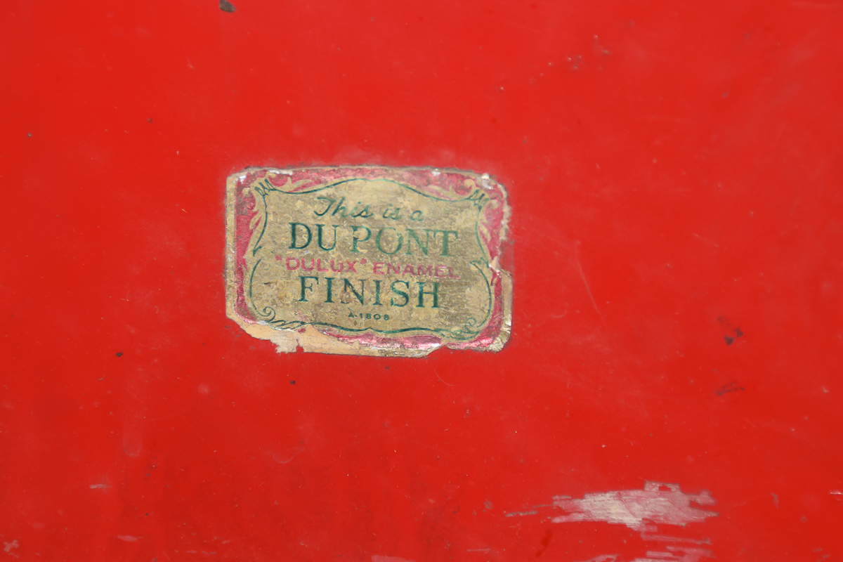 Vintage VMC-33 Coca Cola Machine