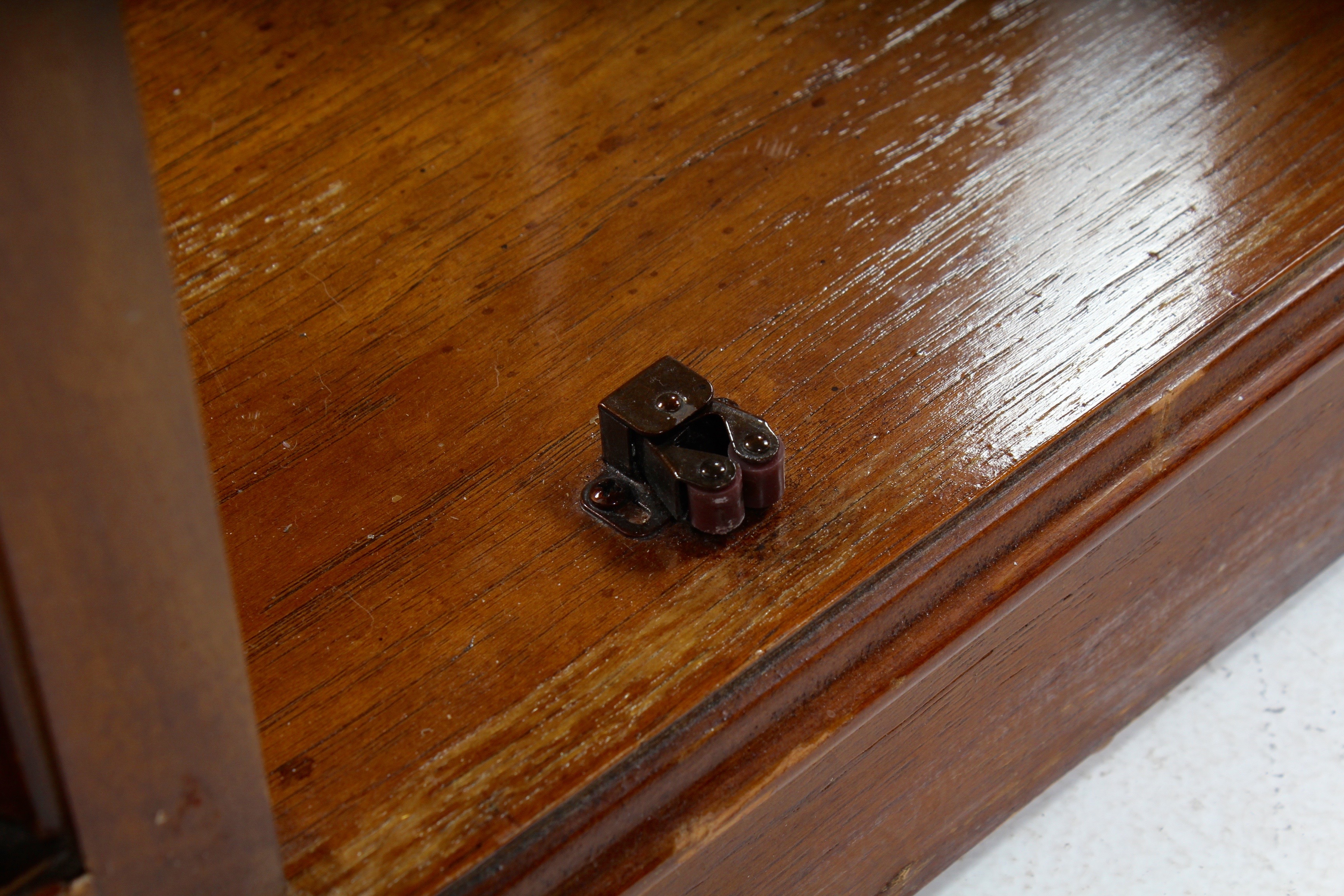 Pulaski Furniture Lighted Curio Cabinet