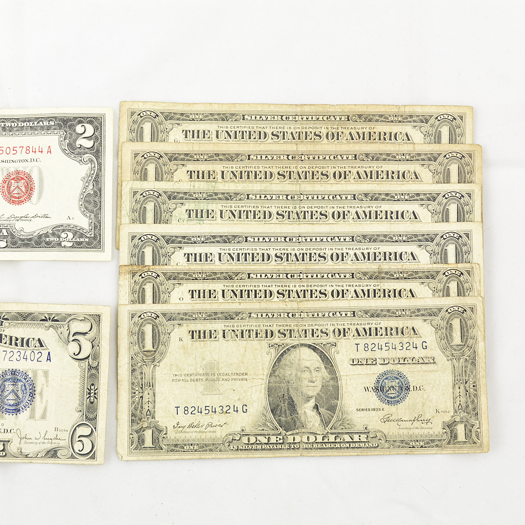 Vintage US Red and Blue Seal Currency