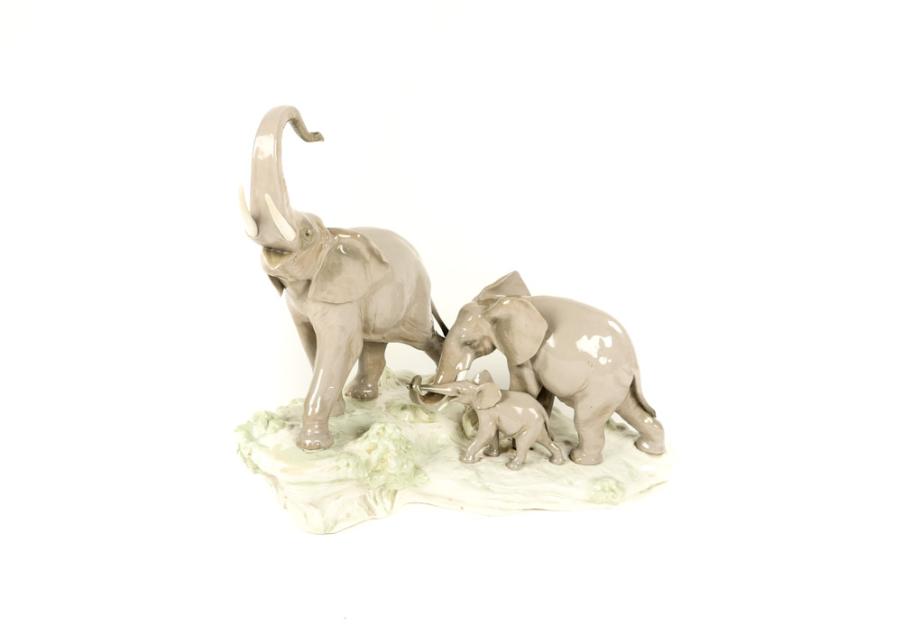 Large Lladro Elephant Figurine