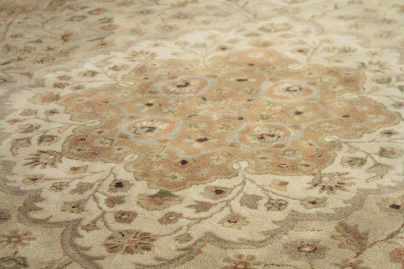 Tufted Capel "Kaimuri-Tabriz" Area Rug