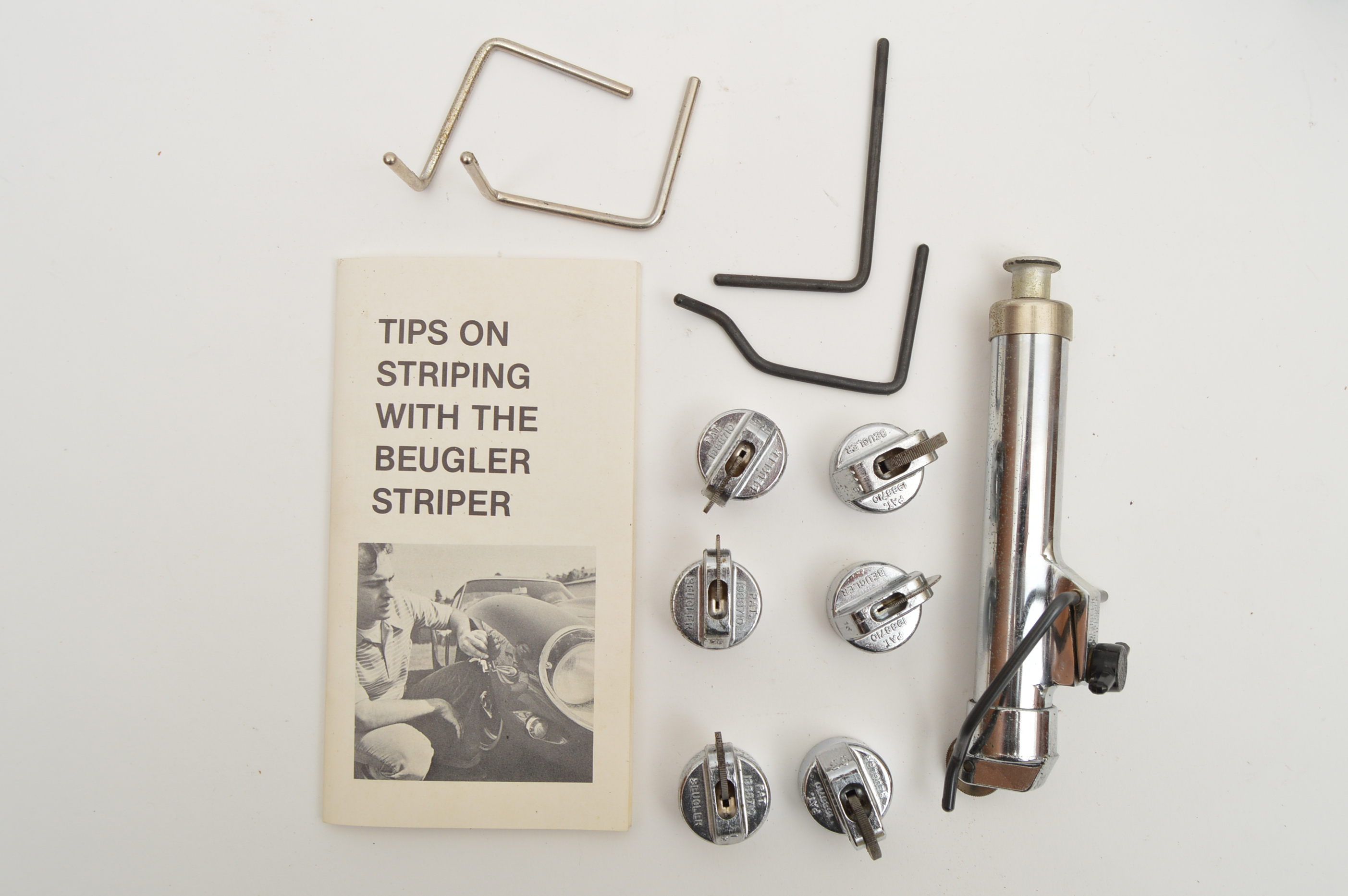 Beugler Striper Professional Manicure Kit