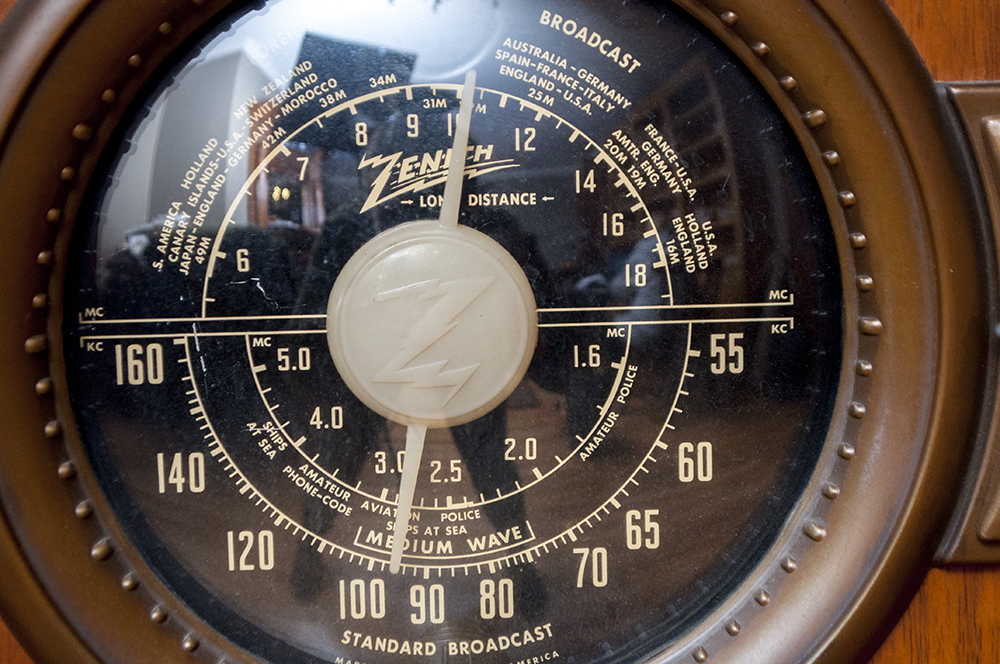 Vintage Zenith Console Radio