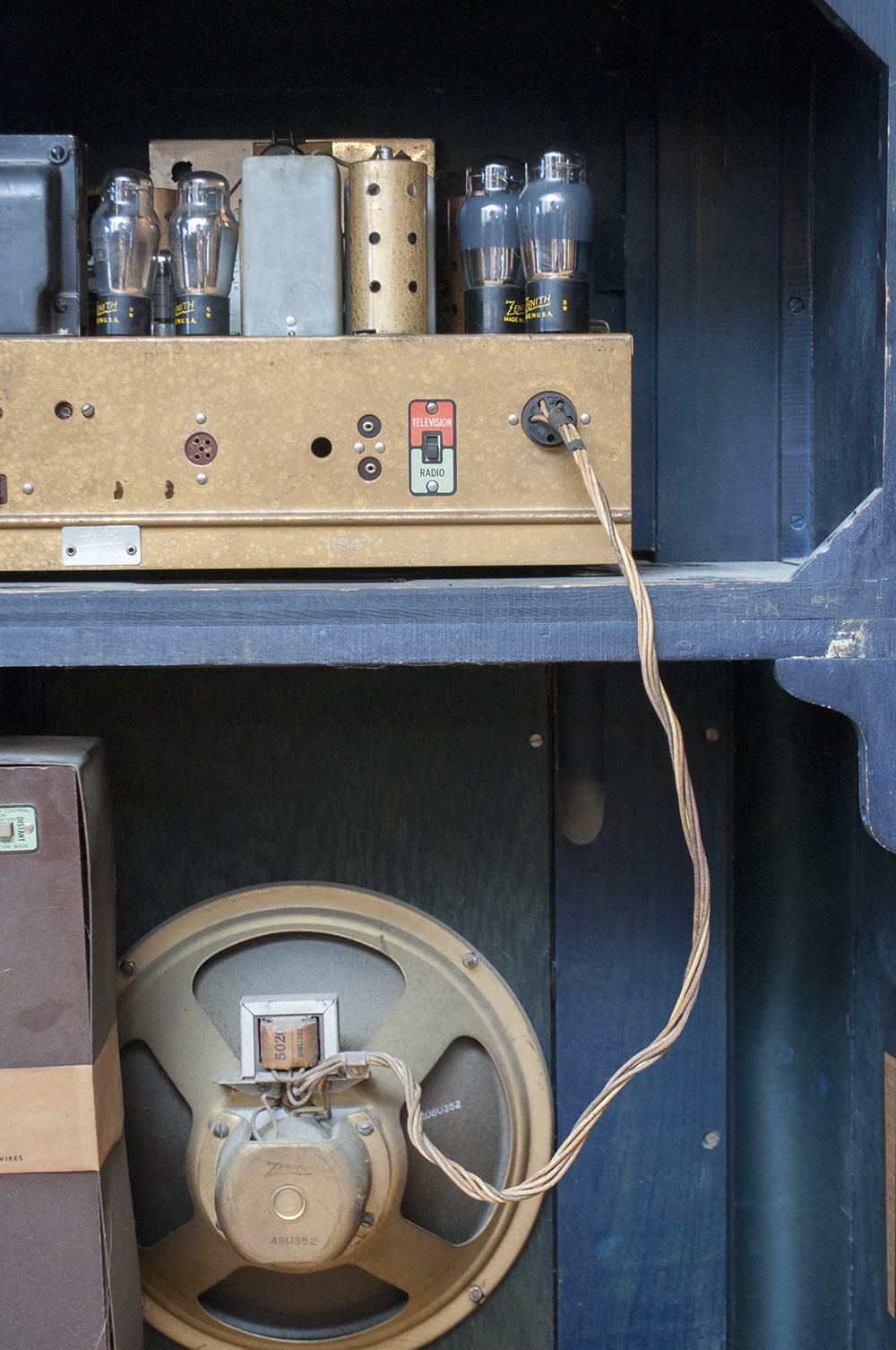 Vintage Zenith Console Radio