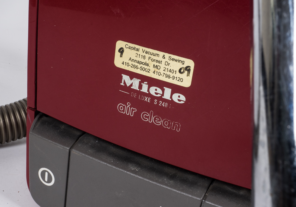 Miele Deluxe S 248i Vacuum Cleaner and Accessories