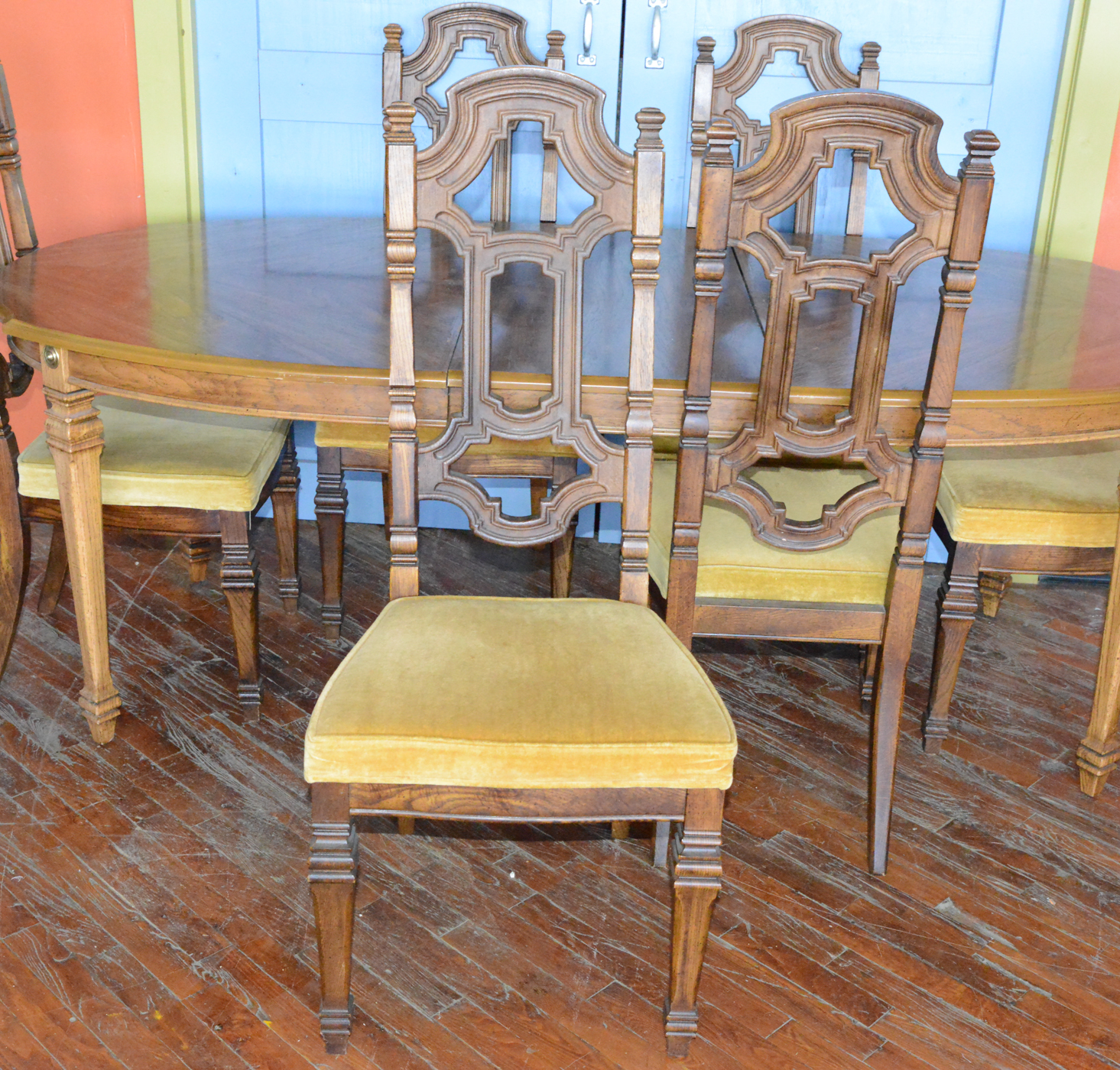 Vintage Wooden Stanley Furniture Dining Table