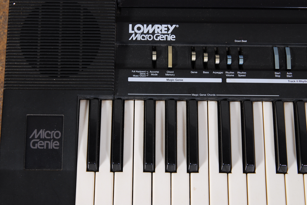 Lowery Micro Genie V-60 Keyboard