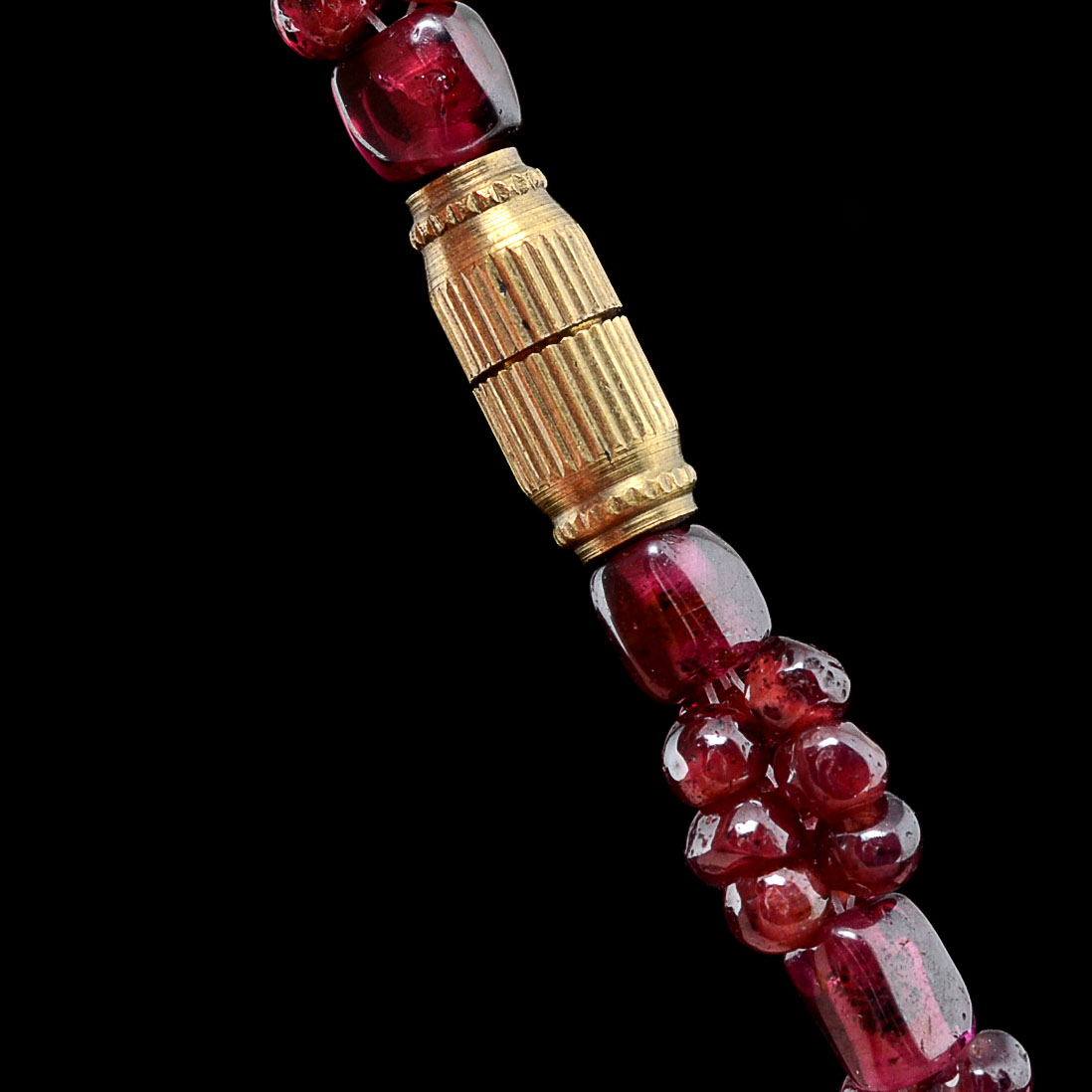 Vintage 15" Garnet Cluster Beaded Necklace