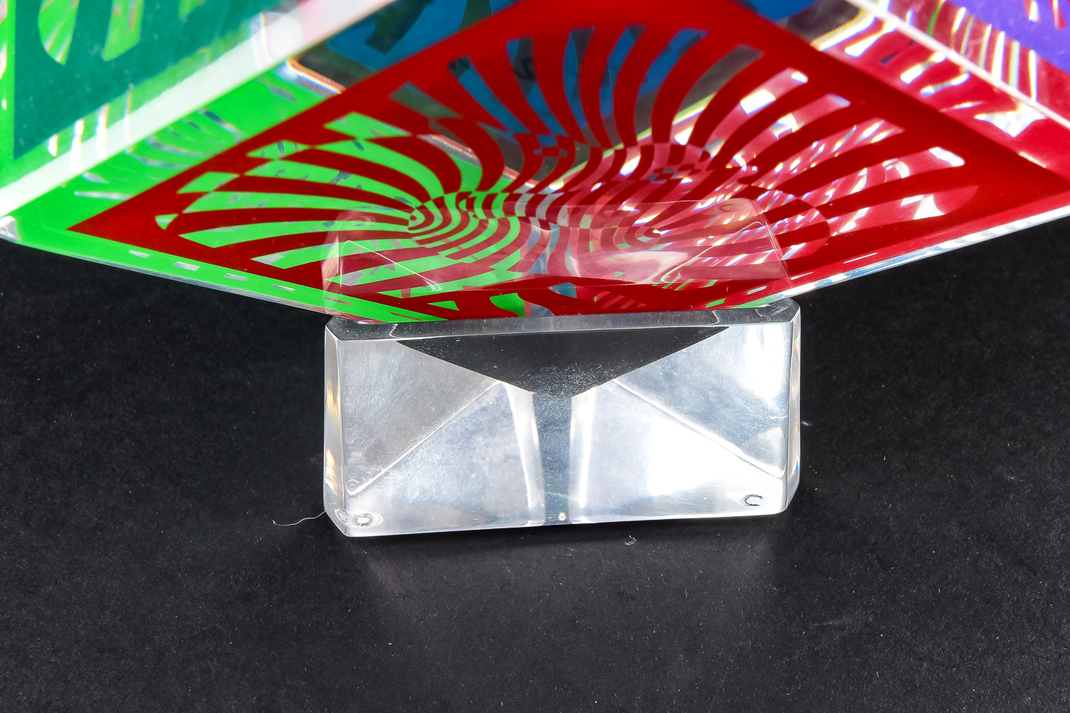 Oltar Zoelo Cube by Victor Vasarely