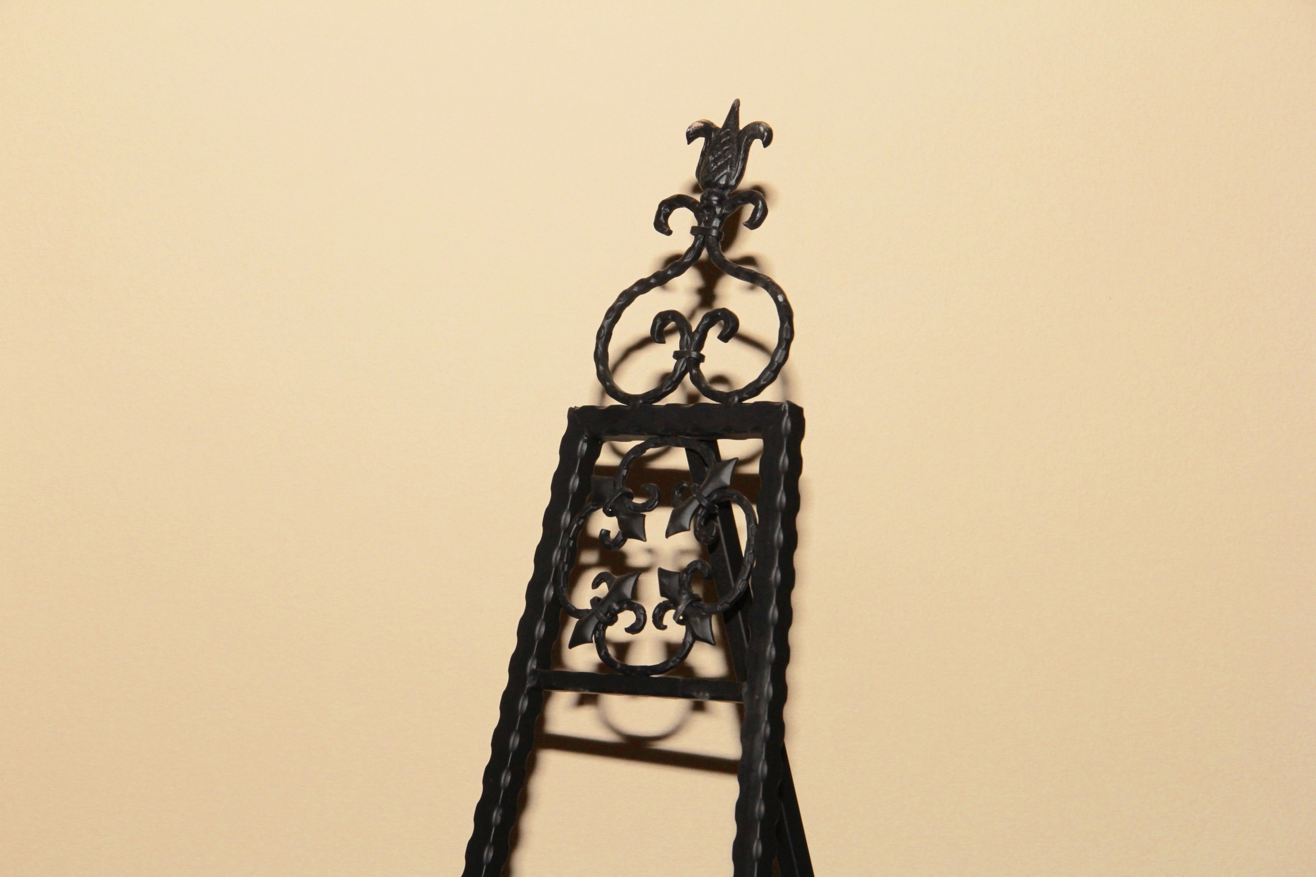 Iron Art Easel