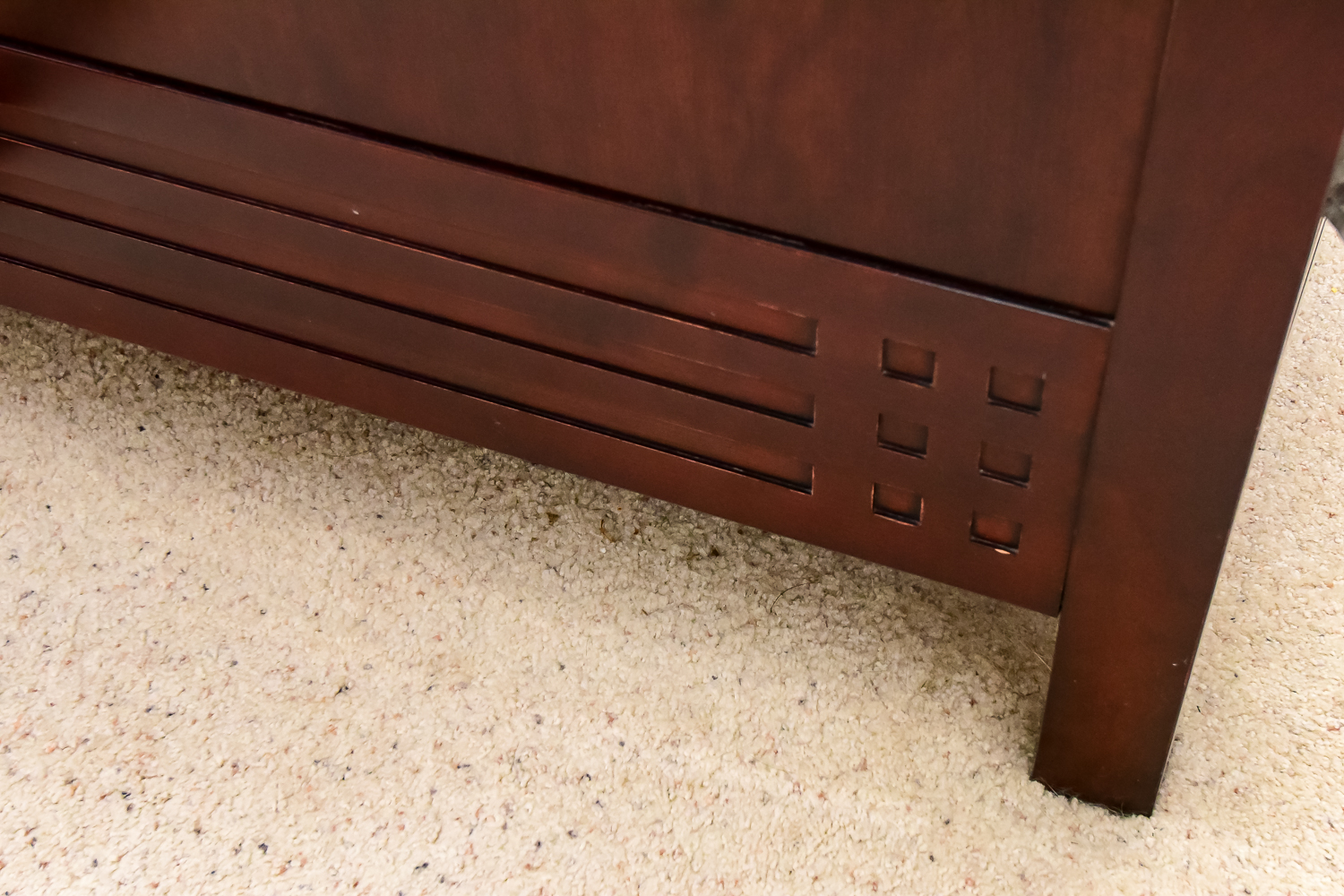 Modern Stickley Willow King Sized Bed and Two Nightstands from the Edinburgh Collection