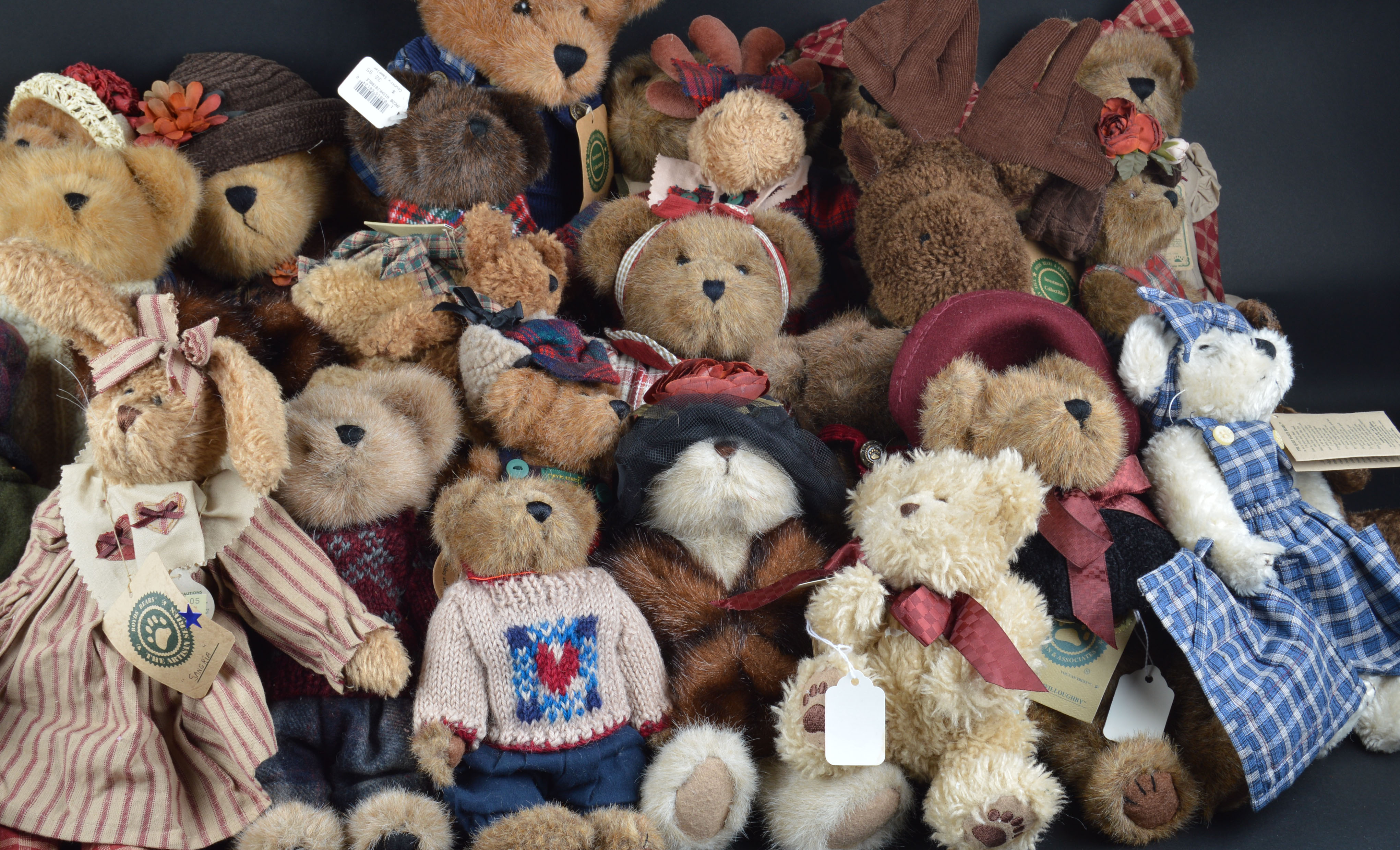 Collection of Fall Season Boyds Bears