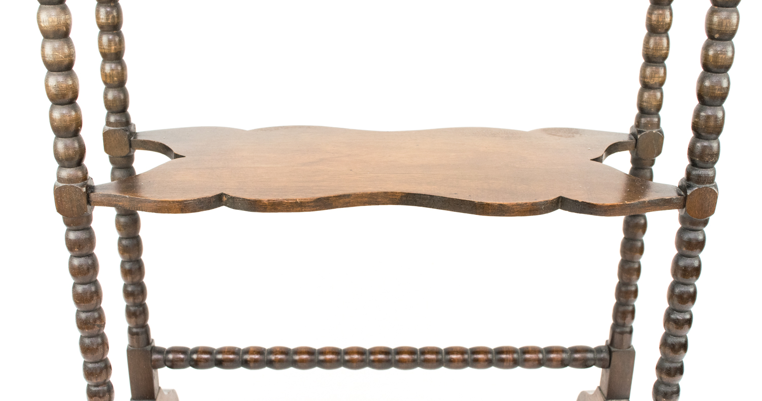 Antique Mahogany Colonial Table