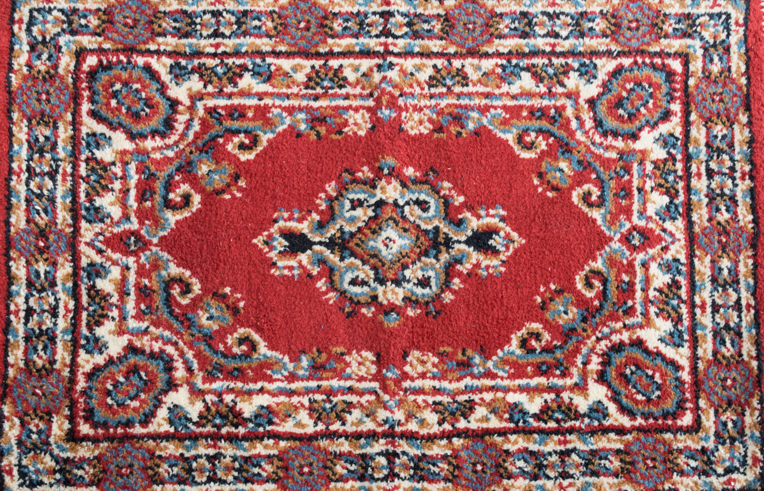 Small Loomed Mahal Style Accent Rug