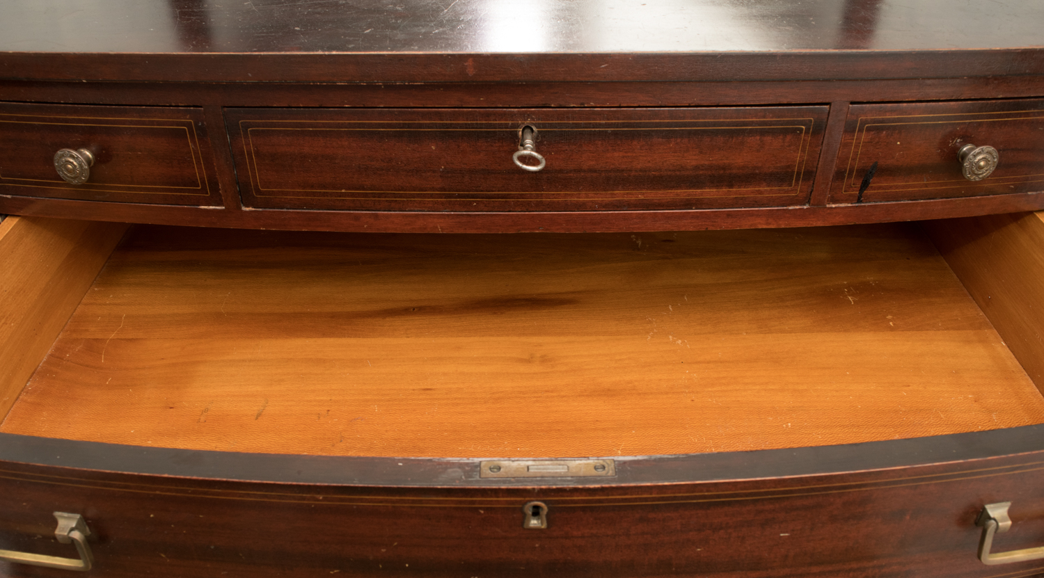 Robert Mitchell Mahogany Hepplewhite Style Chest of Drawers