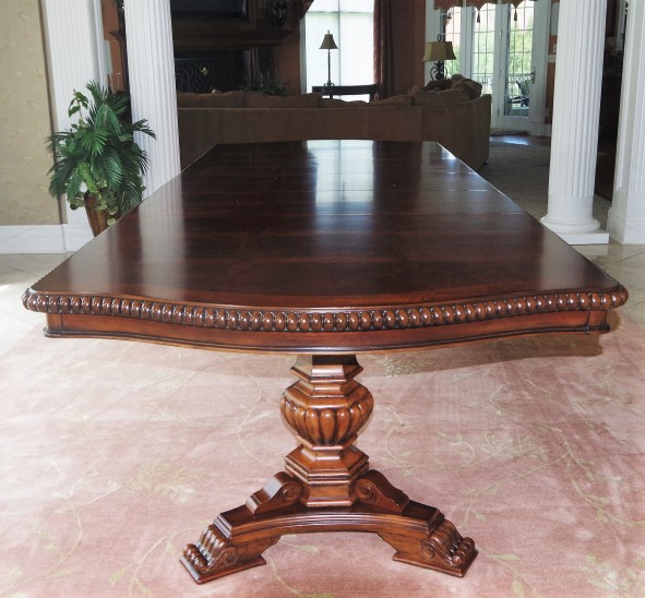 Universal Furniture Villa Cortina Double Pedestal Cherry Dining Table
