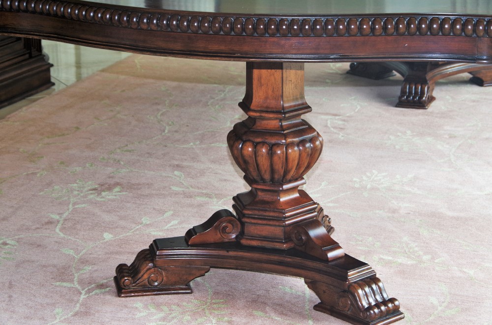 Universal Furniture Villa Cortina Double Pedestal Cherry Dining Table