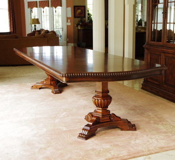Universal Furniture Villa Cortina Double Pedestal Cherry Dining Table