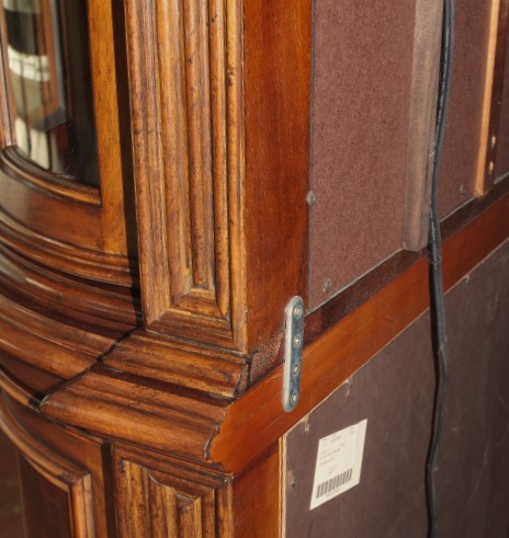 Universal Furniture Villa Cortina China Cabinet