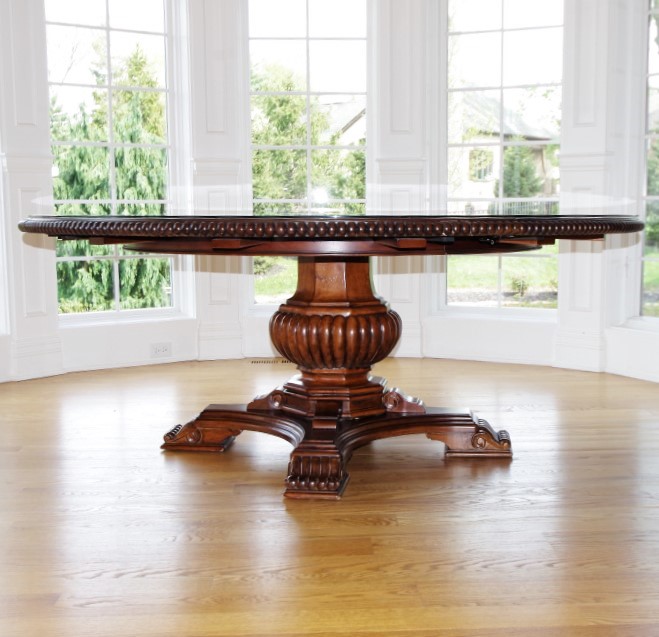 Universal Furniture Villa Cortina Round Cherry Dining Table