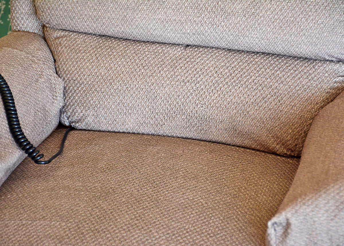 Pride Power Lift Recliner