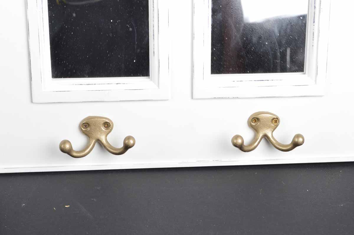 Farmhouse Kitchen Décor Grouping