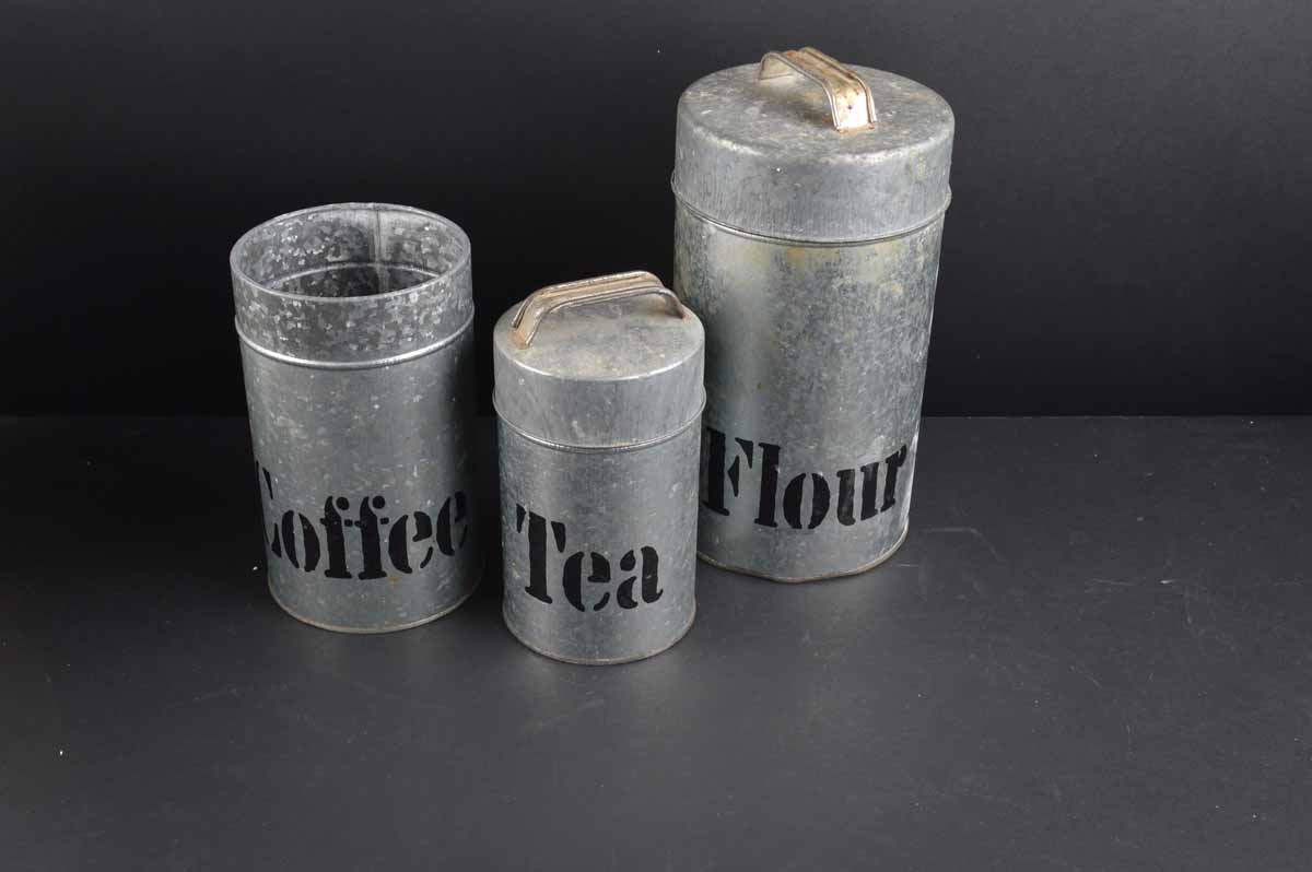 Farmhouse Kitchen Décor Grouping