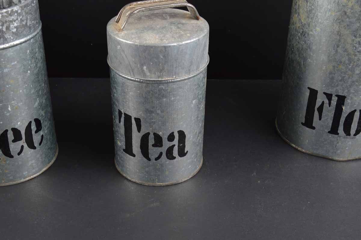 Farmhouse Kitchen Décor Grouping