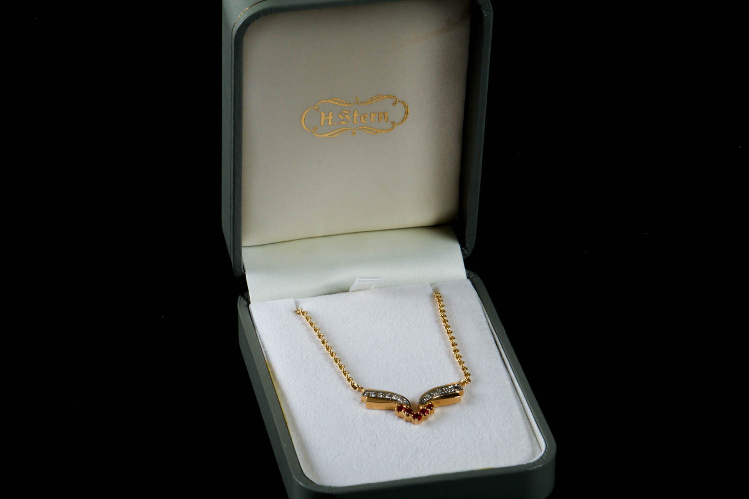 A Gold, Ruby and Diamond Necklace