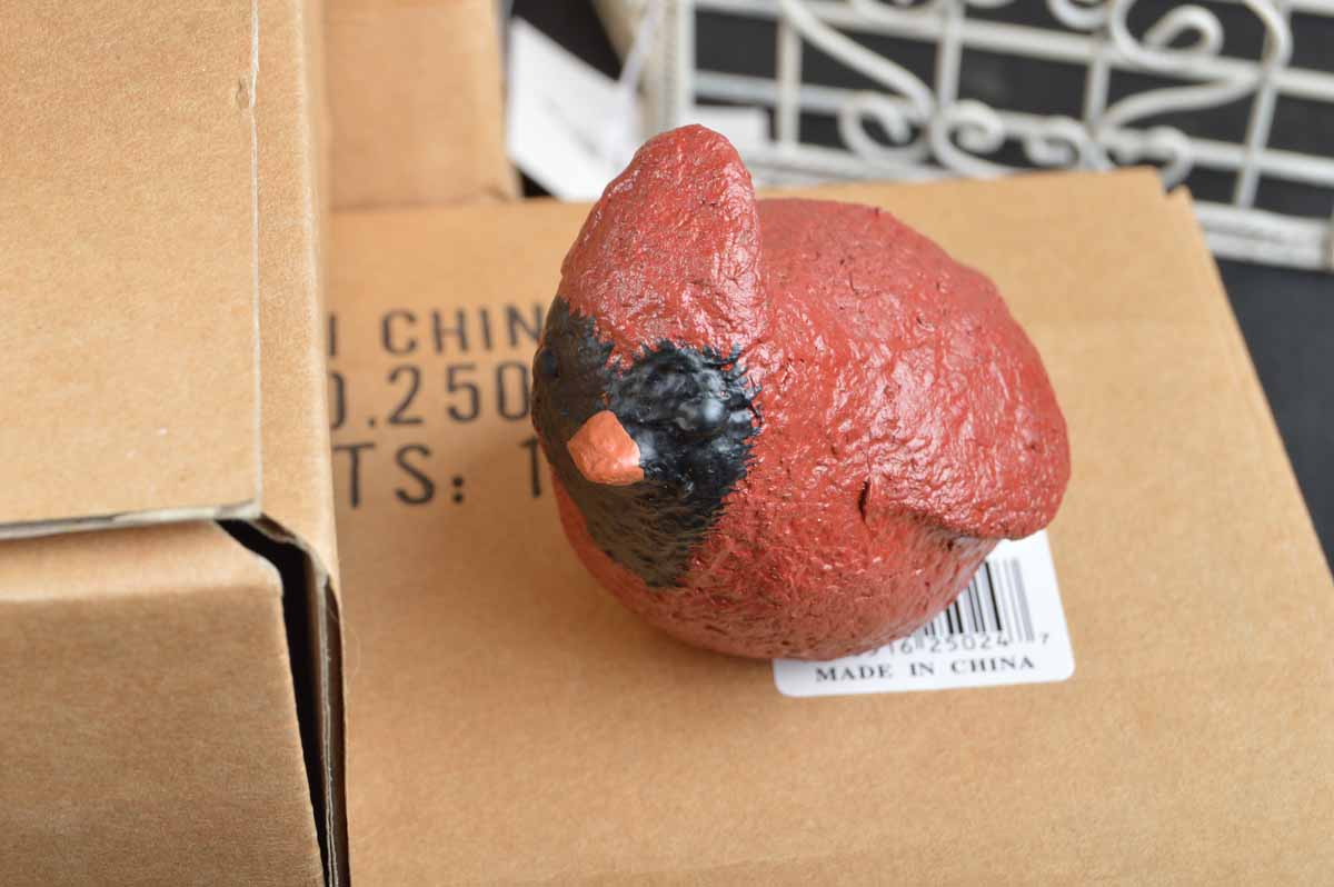 Grouping of Bird Themed Décor