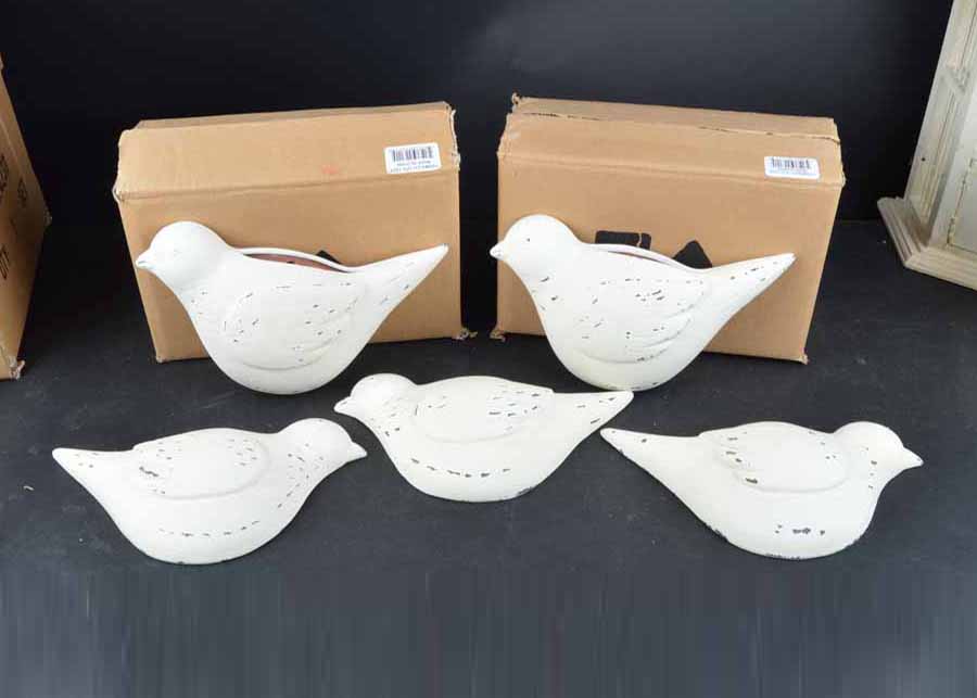 Grouping of Bird Themed Décor