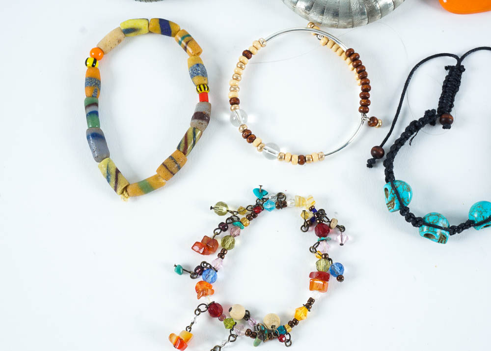 Grouping of 19 Assorted Fashion Bracelets