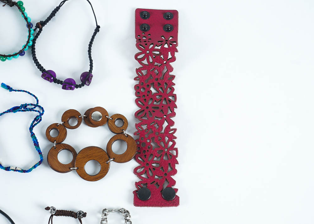 Grouping of 19 Assorted Fashion Bracelets