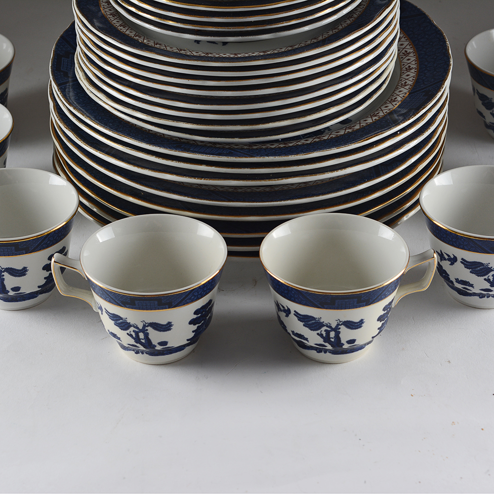 Royal Doulton "Real Old Willow" Fine China Set