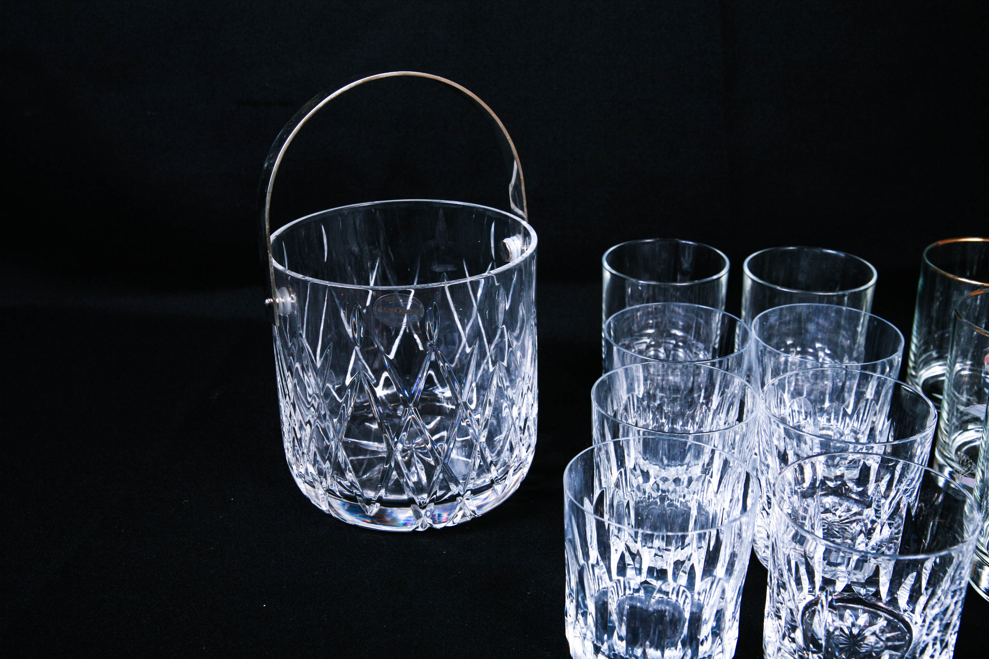 Glass Ice Bucket with Sixteen Whiskey Tumblers