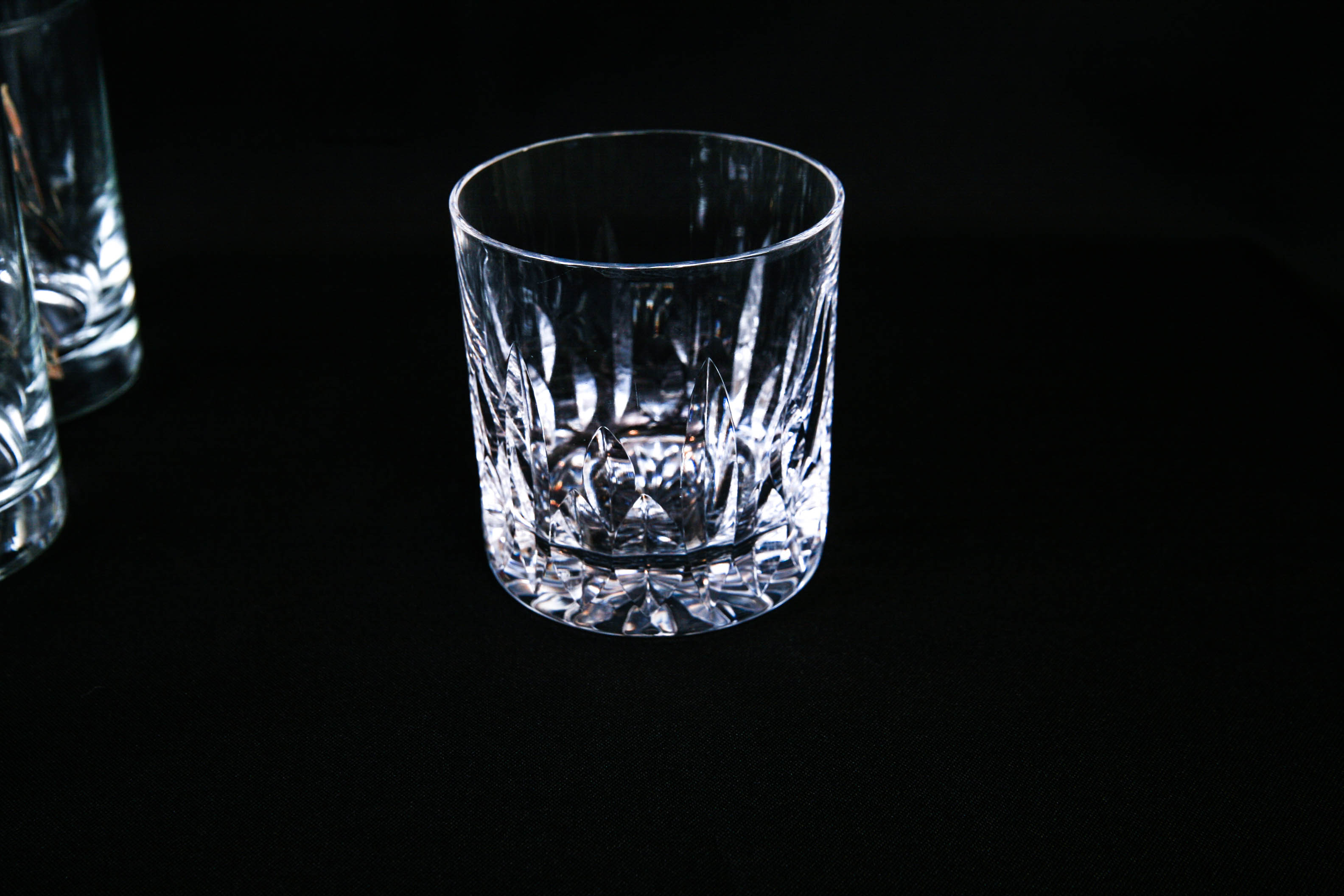 Glass Ice Bucket with Sixteen Whiskey Tumblers