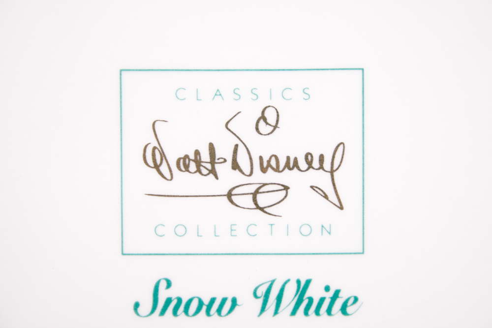 Limited Edition Disney "Bring Back Her Heart..." Snow White 60th Anniversary Commemorative Figurine